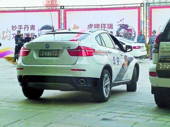 各国警车都有啥：英国太豪，美国用它，中国竟然用这些车当警车