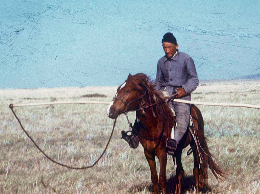 老照片 | 内蒙古鄂尔多斯,1944年.资料:华莱士