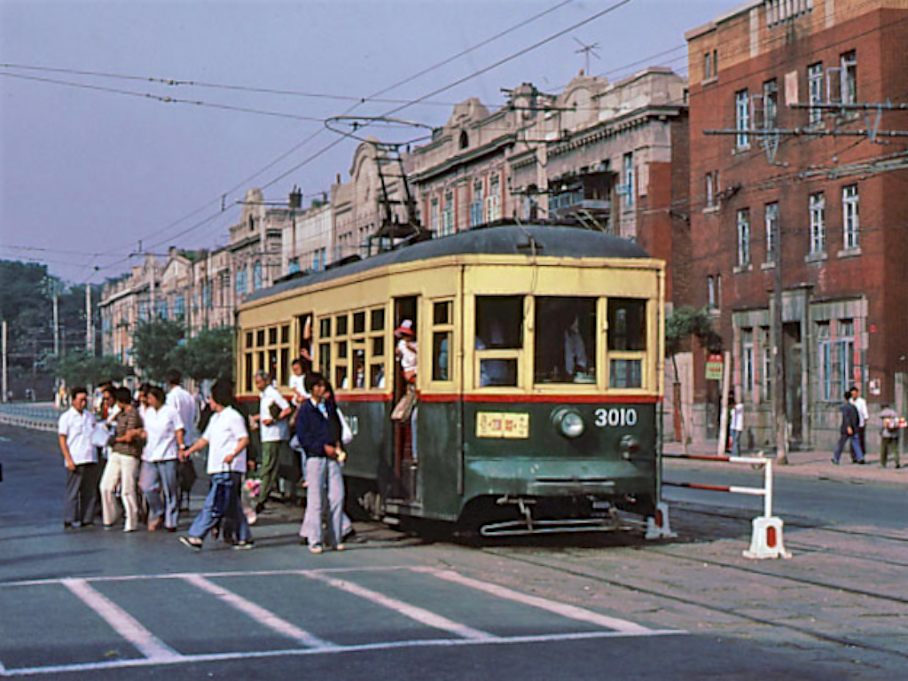 老照片 | 大连,1983年.leroy