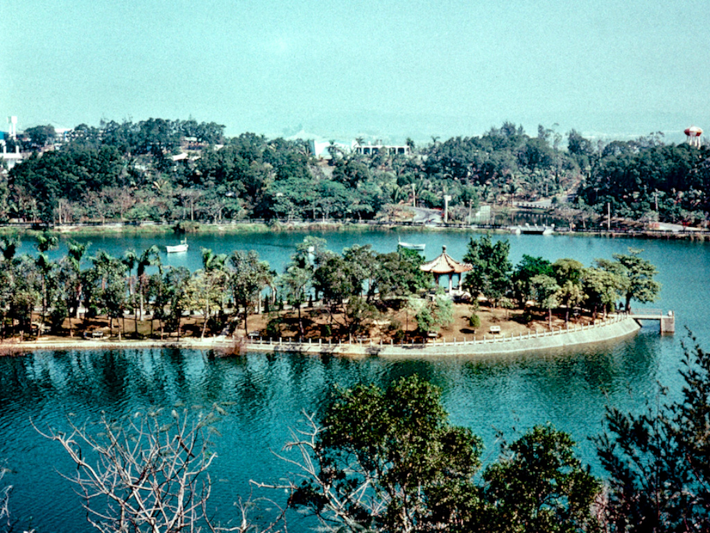 老照片 | 台湾风景,1976年.glasnevinz