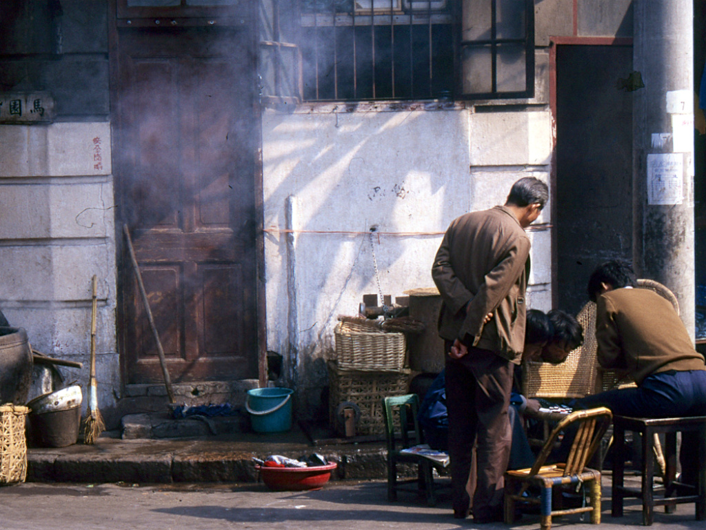 老照片 | 上海老城厢,1988年.larry