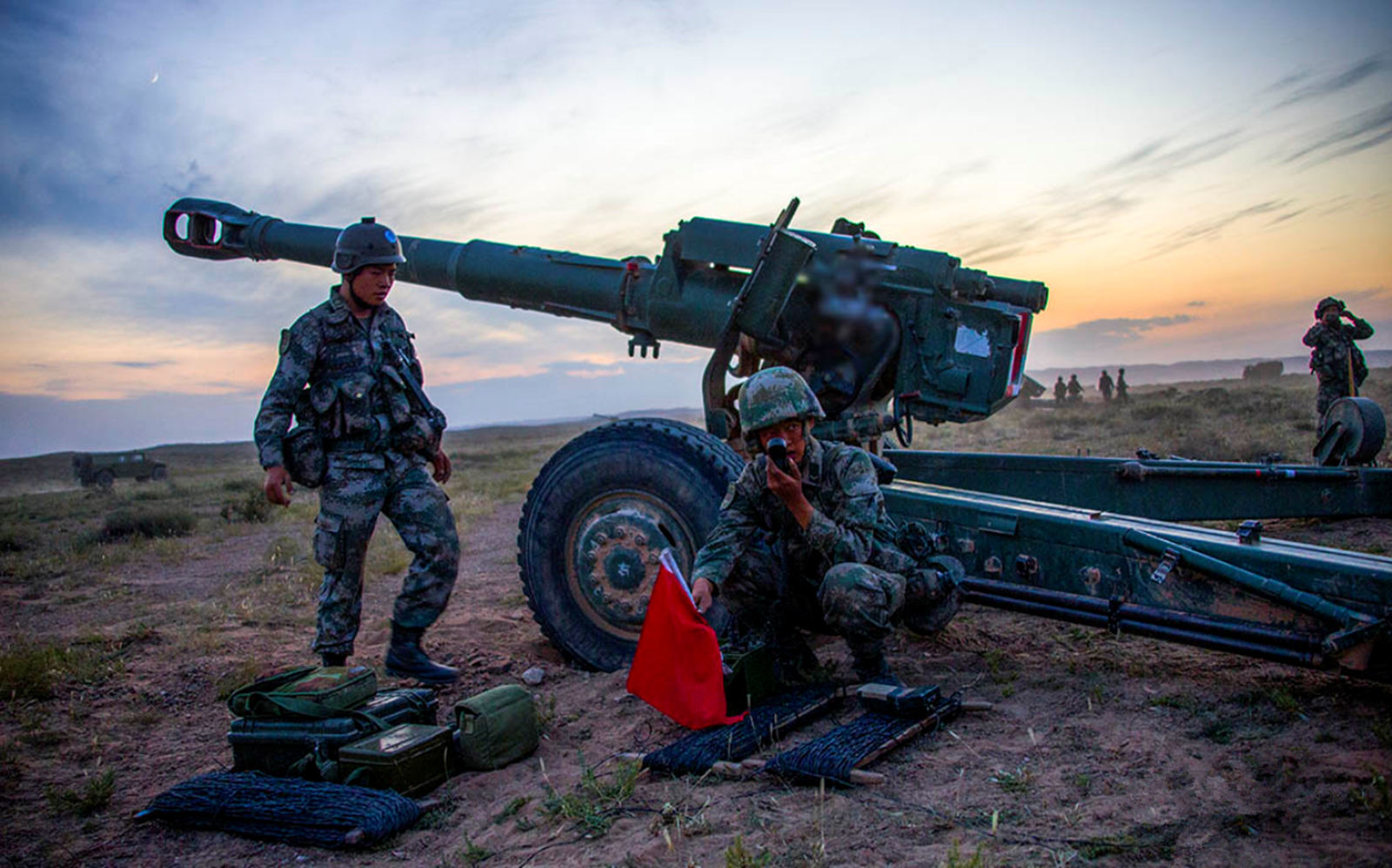 还有材料方面的技术了,我们都知道一门大炮最重要的绝对是火炮的炮管