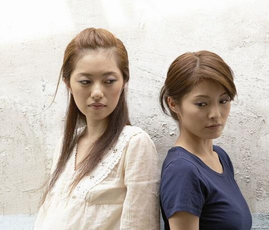 听说有兄弟的家庭妯娌一般都不和?到底谁取决了别人对你的态度?