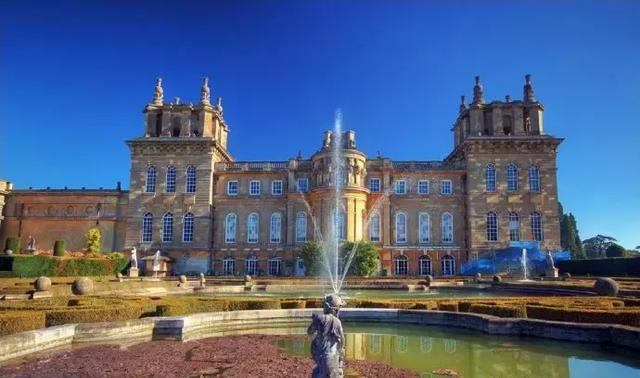 建筑美学世界十大著名宫殿岂止是雍容华贵