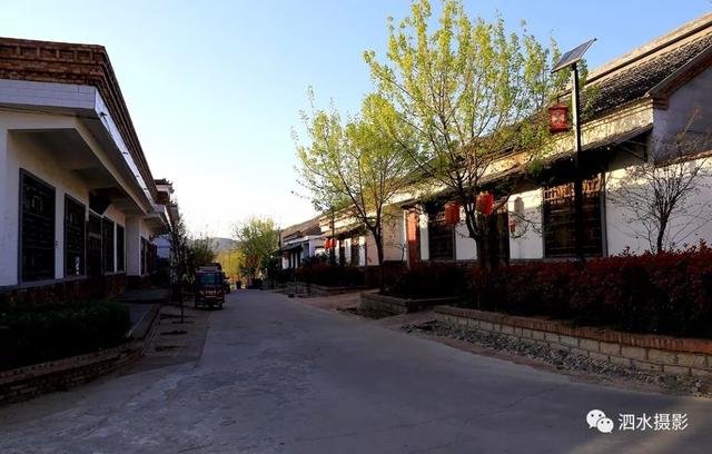 在泗水县泗张镇的大山深处,有一个民风淳朴,景色如诗如画,宛如"世外