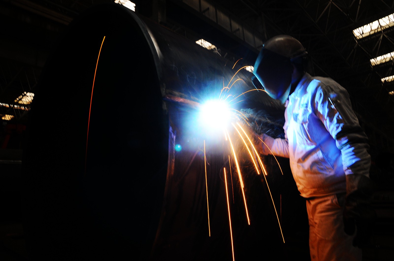 电焊打眼不要慌看看焊接大师傅收藏的良方快速解决