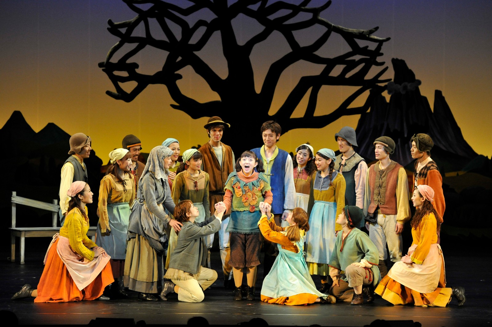 家庭音乐剧《素敌小魔女》中国百场巡演在京启动