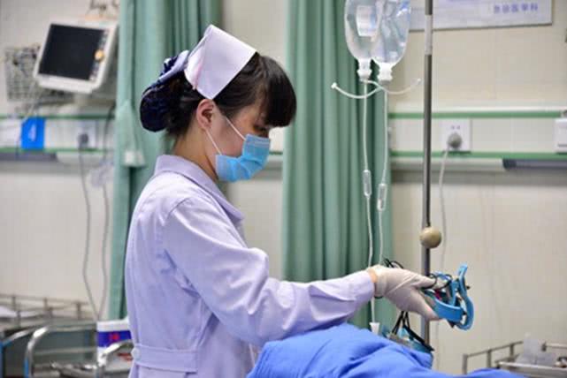 有人说护士编制要取消,以后都是合同工,这是真