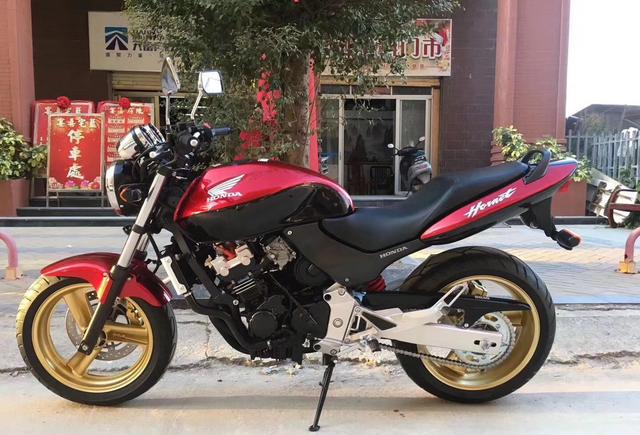 99款 本田 城市街车 honda hornet cb250 小黄蜂