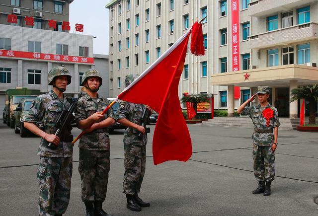 退伍军人告白军旗:过去是荣誉的象征,此后是我的往后余生