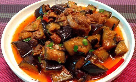 传统美食: 红烧茄子的做法