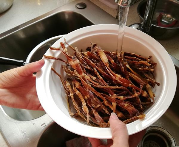 晒干后的秦岭野生干竹笋怎么吃呢?