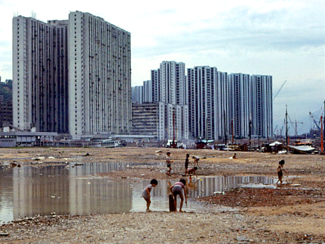 老照片 | 香港,1980年.leroy