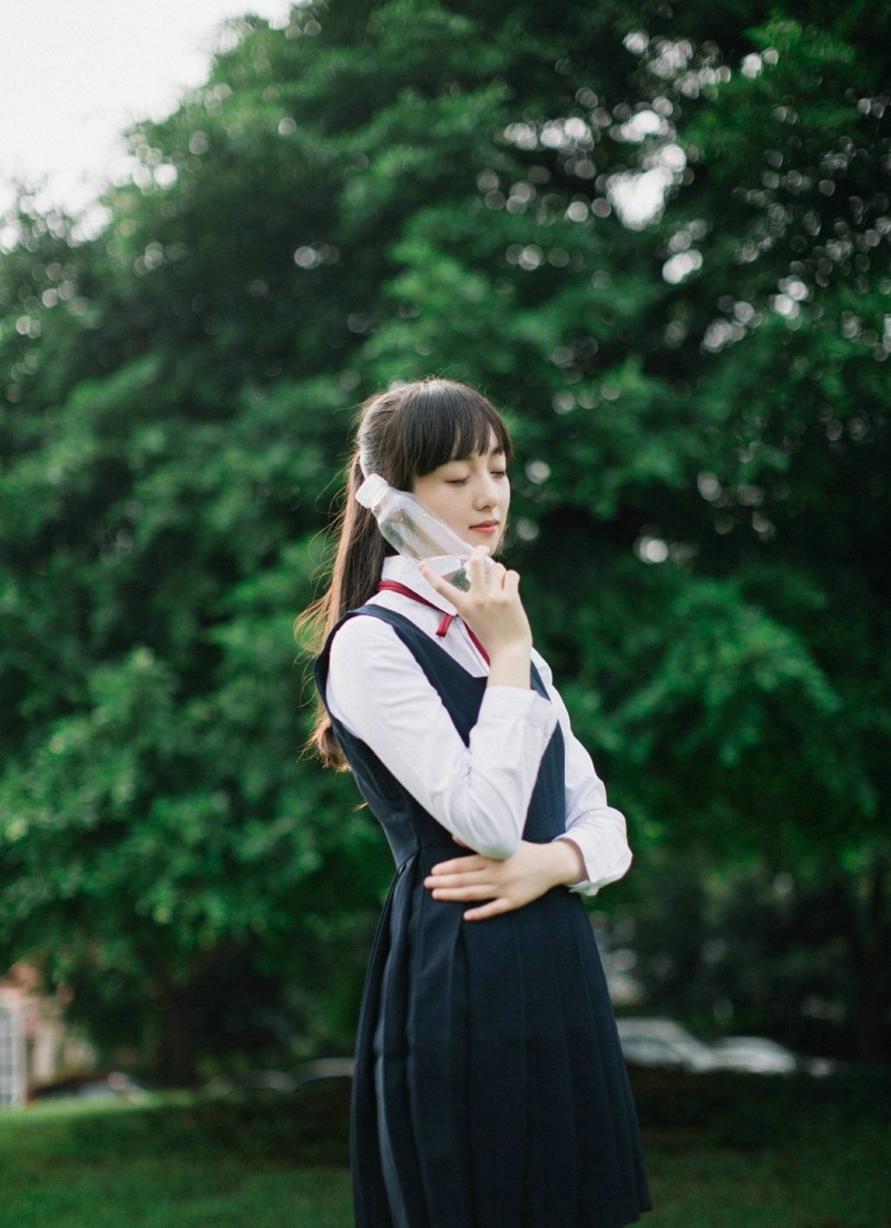 学院风马尾少女天真可爱漂亮脸蛋写真集