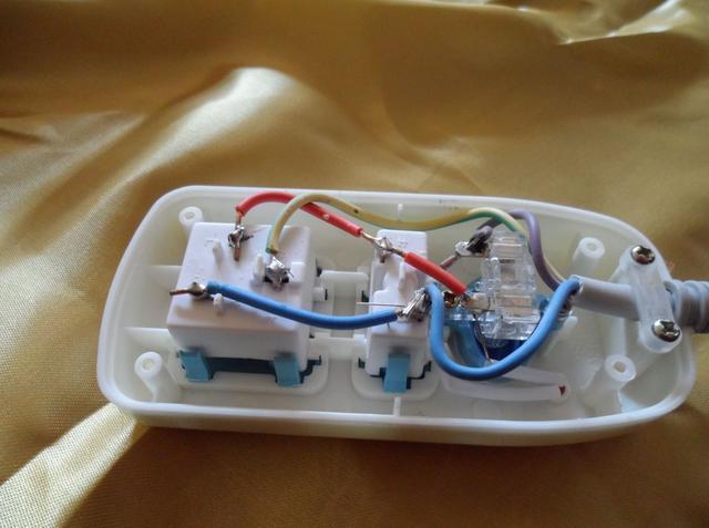 家里插座要不要接地线?性命攸关,30年的老电工都做错了!