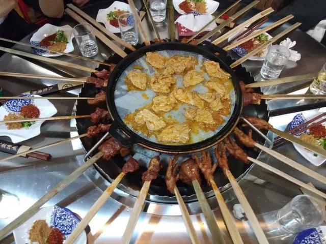 风靡全国的新型烧烤!这才是夏天正确的打开方式!
