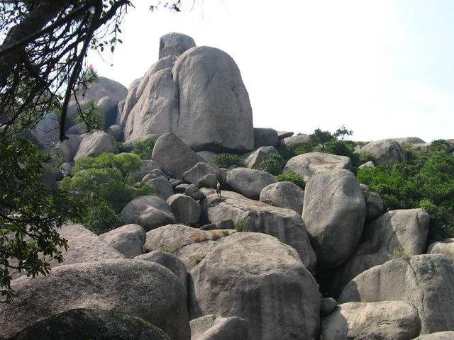 汕头桑浦山龙泉岩优美的景色风光