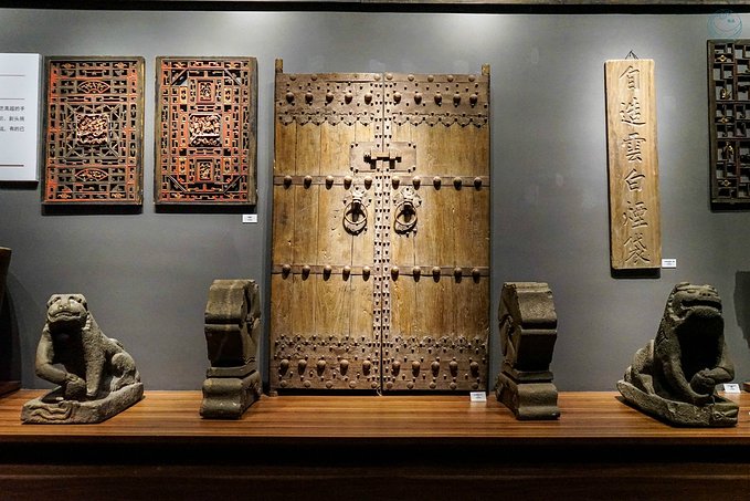 人文,有括风瓯韵;民风,有畲族风情,华侨之乡;特产,有丽水三宝