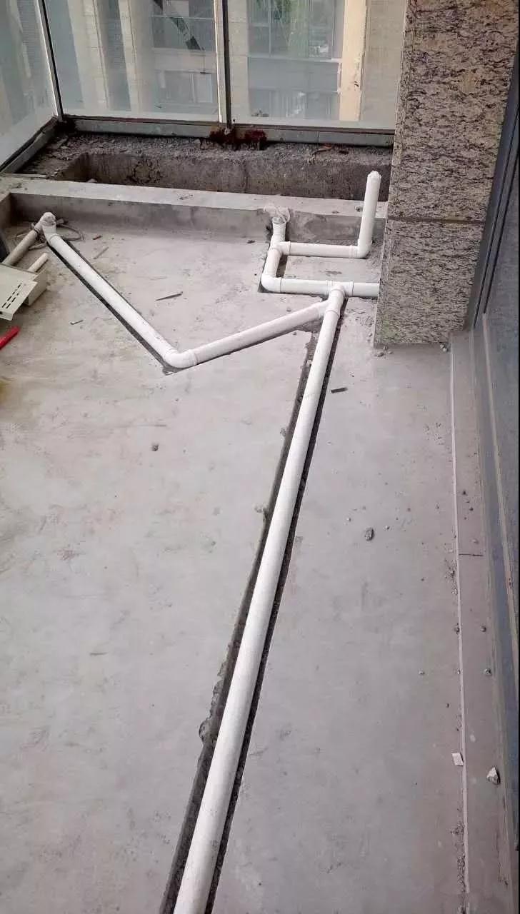 差点犯下大错|开槽|排水管|水管_新浪新闻