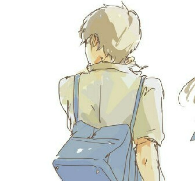 二次元初恋情侣头像记得当时年纪小我爱谈天她爱笑