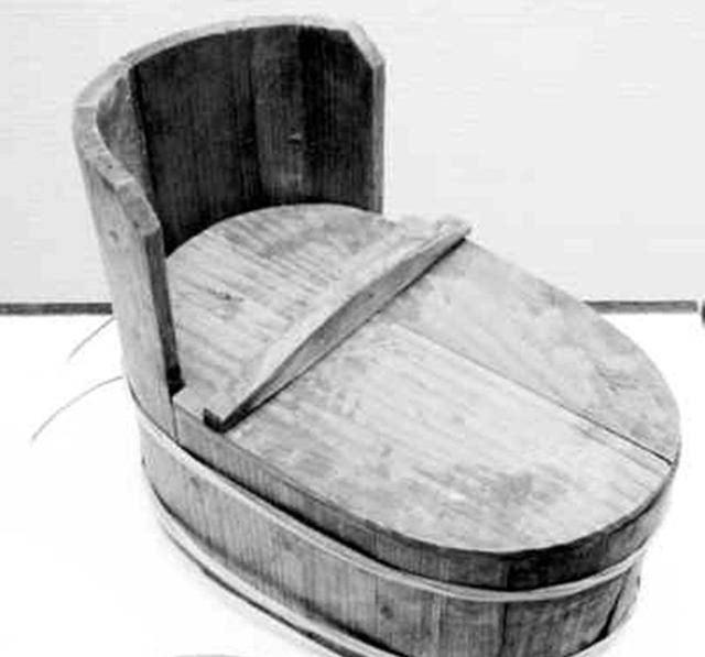 揭秘:清朝皇帝的奇葩上厕所方式,慈禧太后还要专人给她擦屁股|便盆