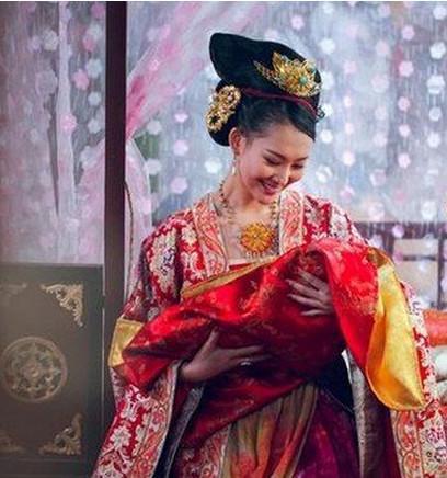 父亲两次用她联姻,兄长继位逼她改嫁,最终含泪而死|兰陵公主|隋文帝