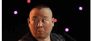 曹云金大闹郭德纲生日宴: 我今天对着关老爷起