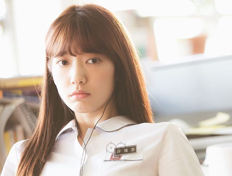 穿着校服的朴信惠青春美腻