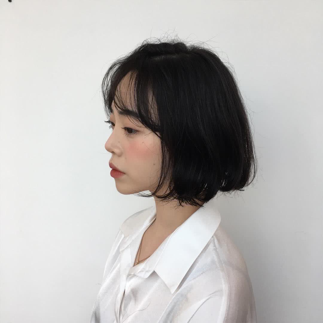 塑形烫的发型今年最流行不老气又时尚