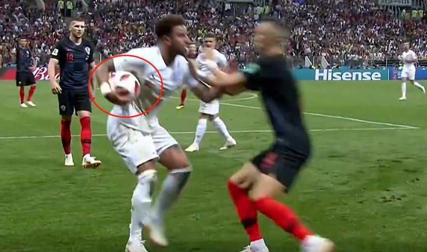 英格兰的"流氓行为"引3人撕扯, 1人染黄