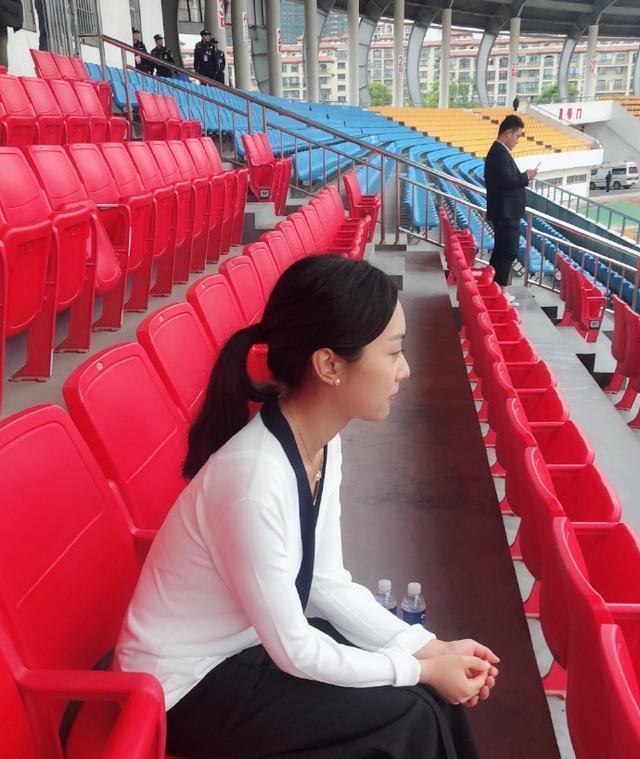 王俊奇现在看来,在预赛还剩下3轮,距离赛季任务还有8分的情况下,千兆