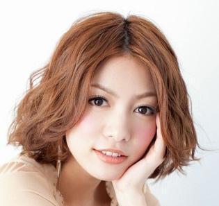 胖mm脸上的肉肉除了减肥发型也可以帮你显瘦哦