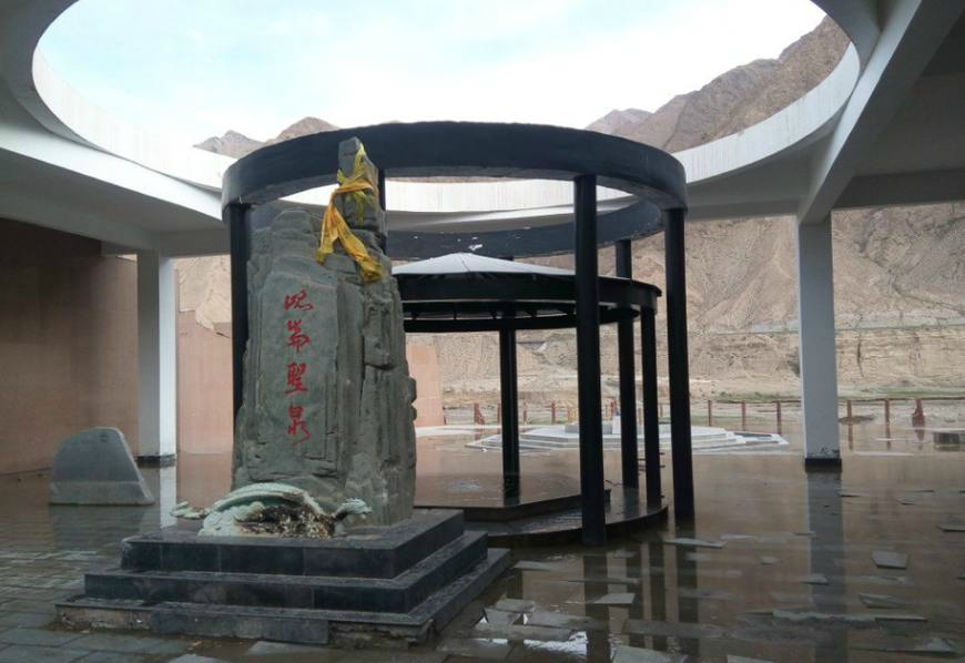 中国最怪的不冻泉,地下蕴藏20余年才喷出,全年恒定20