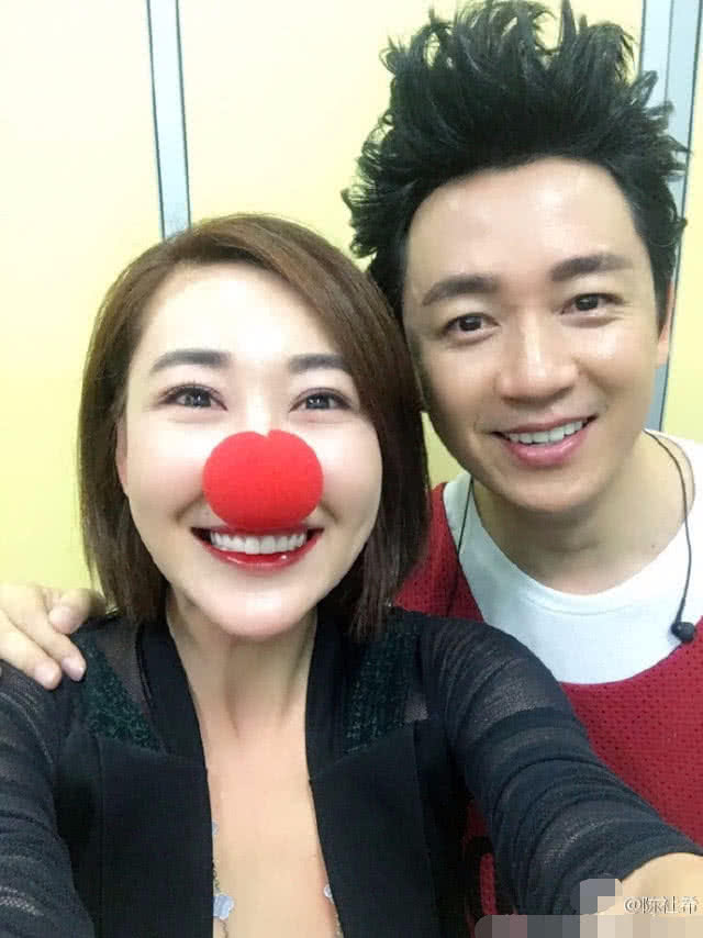 潘粤明前经纪人暗讽董洁不缺男人?陈祉希亲自手撕,声称法院见?