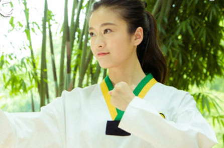 旋风少女,里的四位女星穿道服照片,你最喜欢哪一个