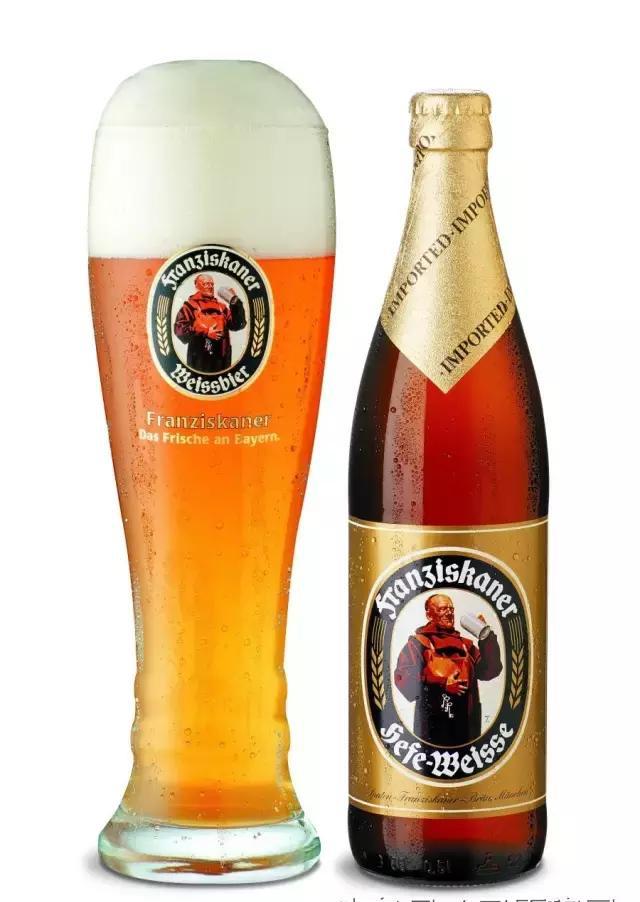 清啤酒(pils)主要流行于北德地区,品质清冽,呈透明的浅黄色,但是德国