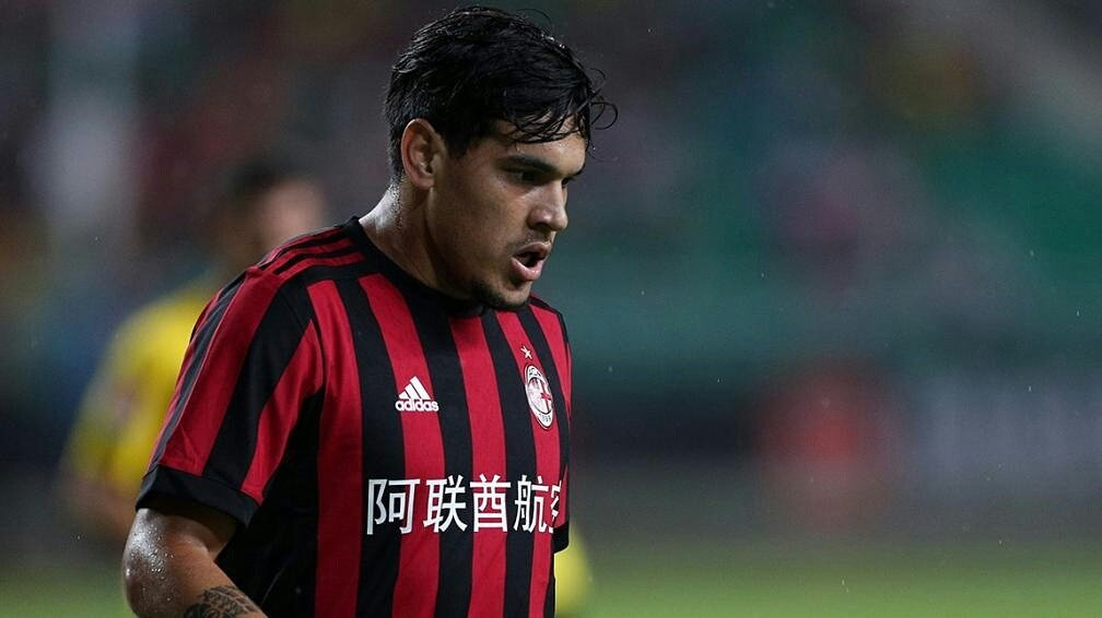 古斯塔沃-戈麦斯:加盟米兰的第一年我还能踢上不少比赛