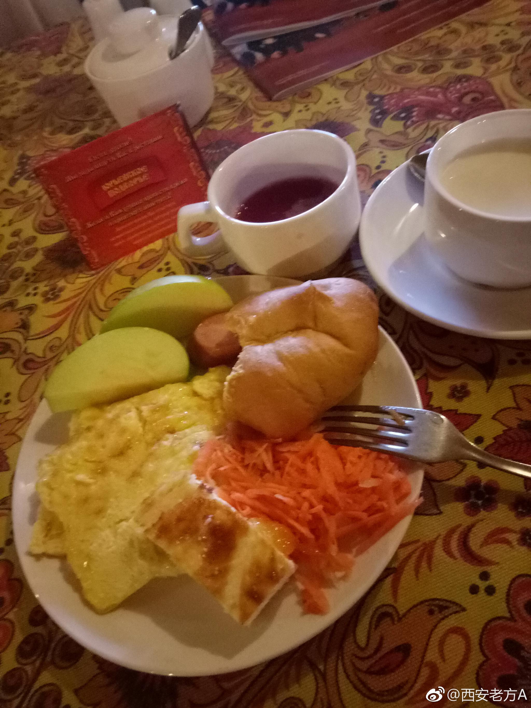 看 俄罗斯早餐.