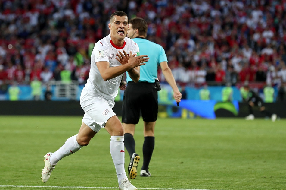 E组末轮陷混战,巴西死磕塞尔维亚,瑞士打平即