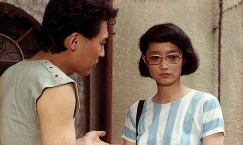 80年代著名女星, 一夜走红后出国留学, 被谣传身亡, 至今不知去向