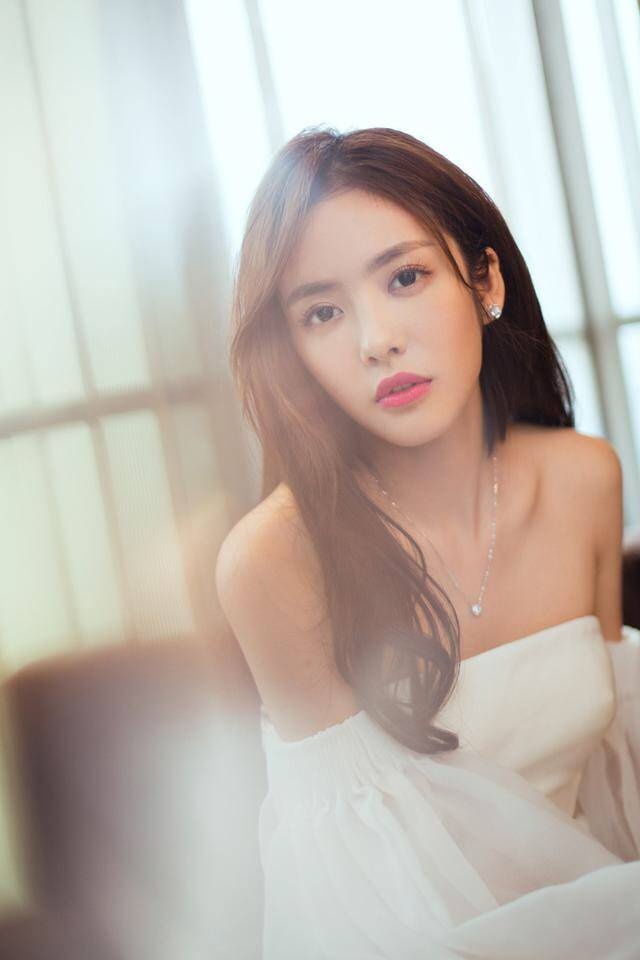 蔡文静 《致青春》中最美校花,张一山的新"女友"