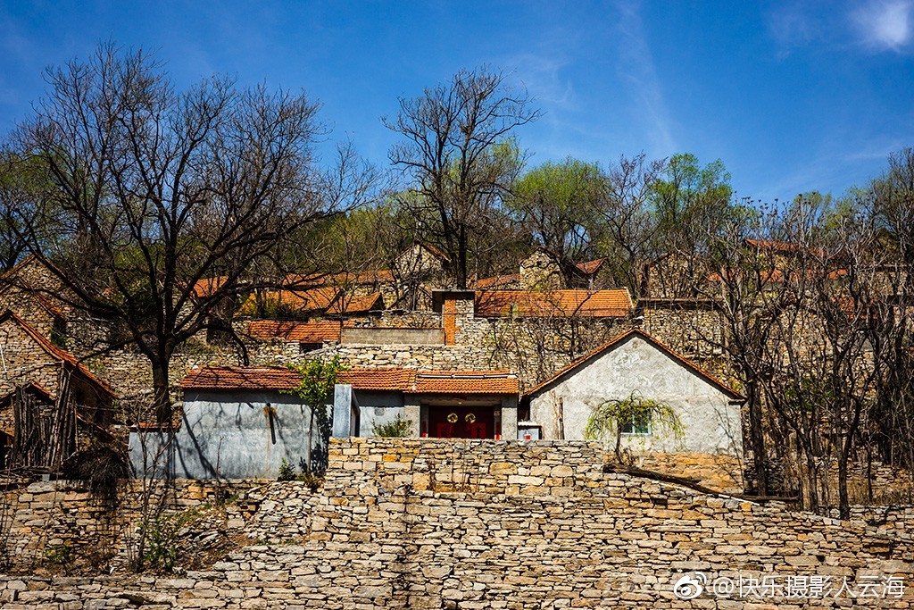 潍坊,青州市王坟镇,胡林古村.摄于2018年4月._新浪看点