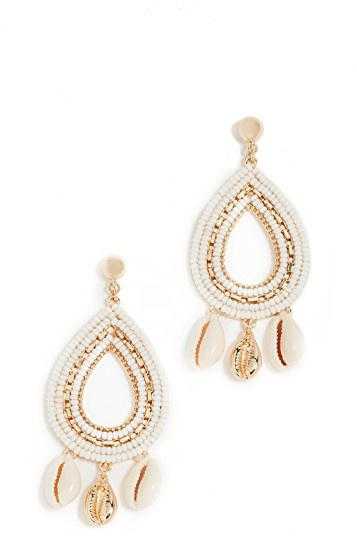 自带清凉感的贝壳珠宝 这个夏天需要来一打!