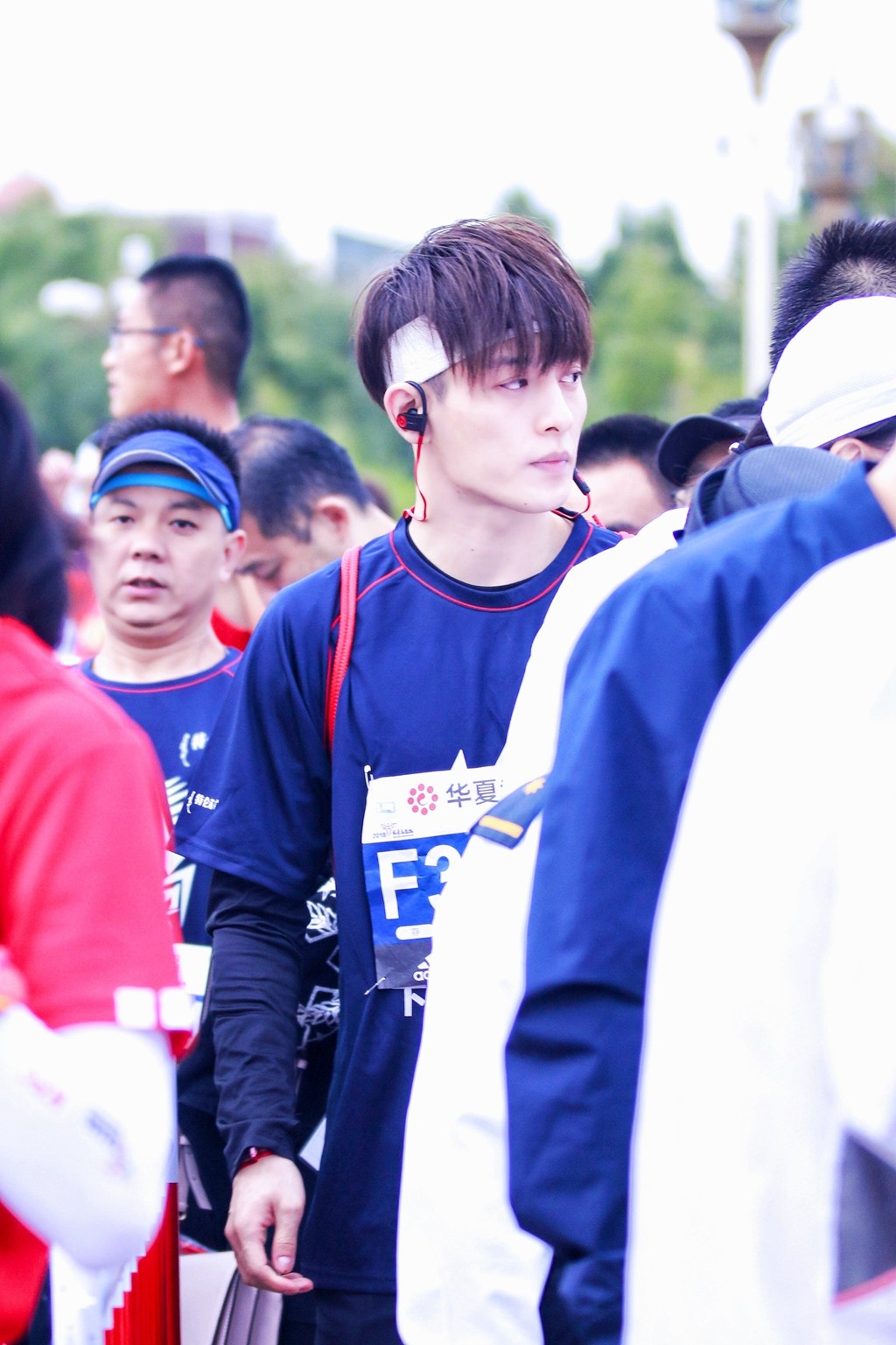 2018北京马拉松燃血收官 演员张皓宇荣获首马佳绩