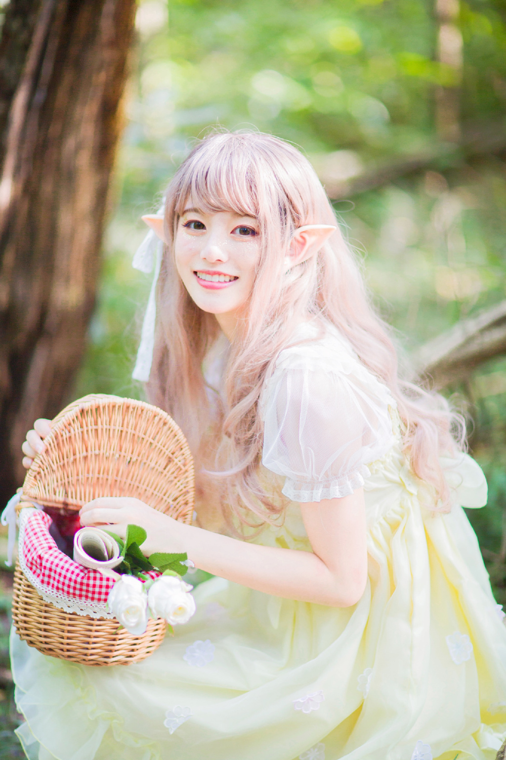 丛林里的梦幻甜美精灵少女写真集