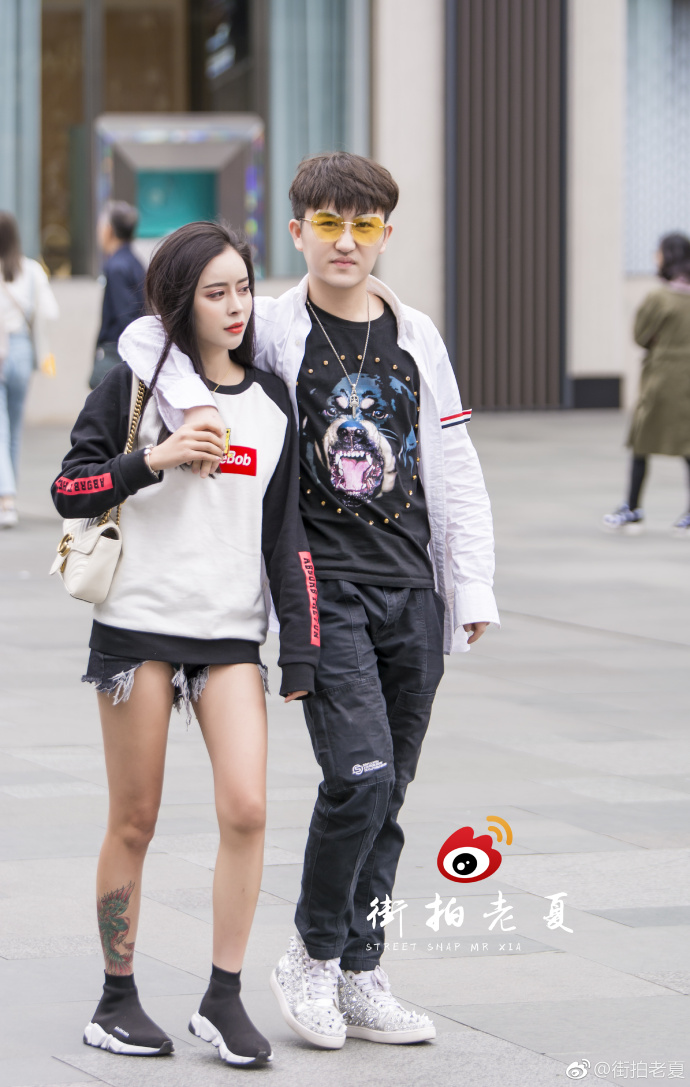 当街撒狗粮秀恩爱你们说想拆了哪一对