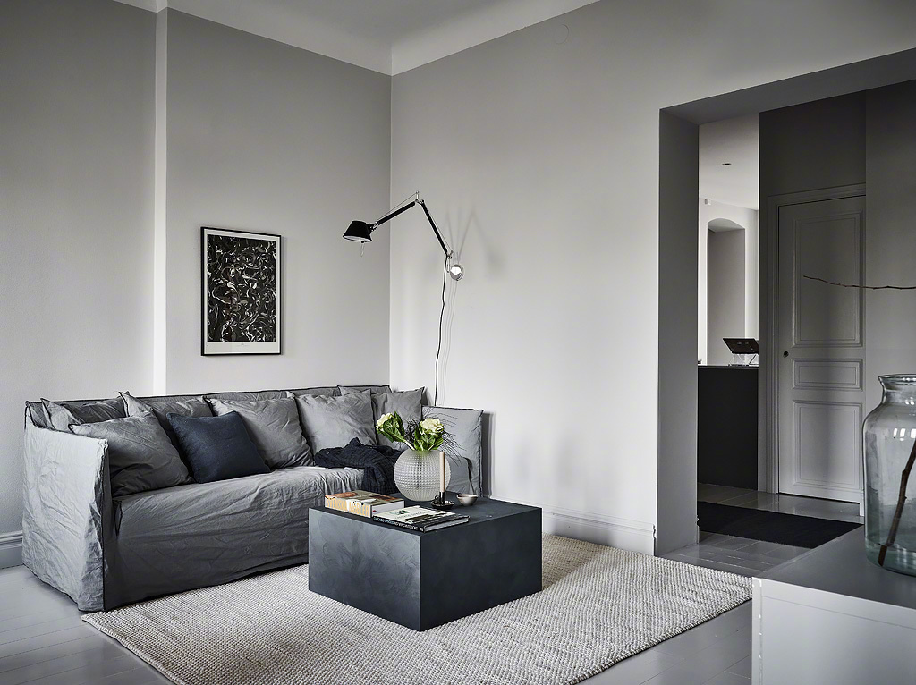 灰度房间,冷静沉稳.