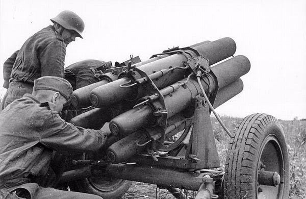 二战德军6管火箭炮图片