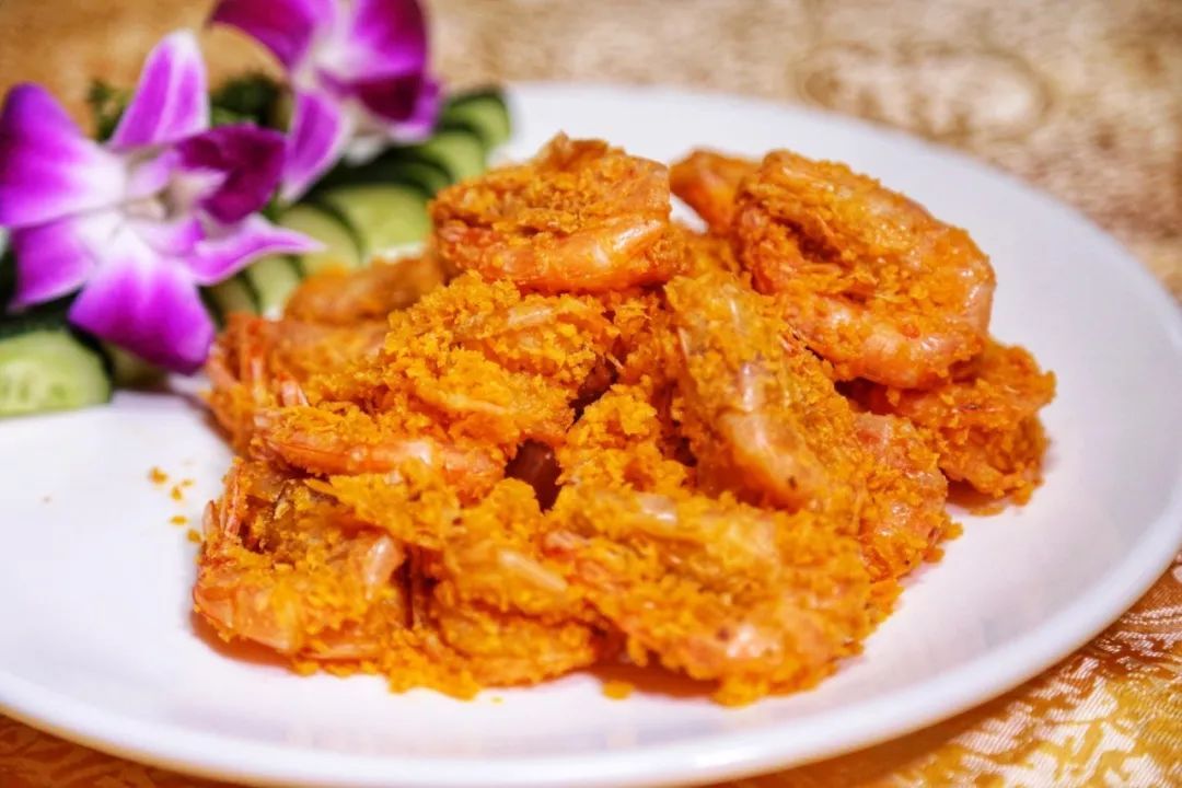 说好发薪水就请吃九大簋,麻麻被骗365次后,终于吃上了