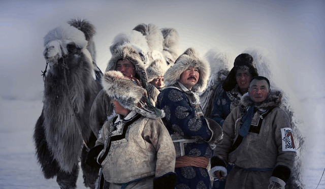 根据【史记】记载,蒙古族生于东胡族系,在公元前209年,东胡被匈奴冒顿